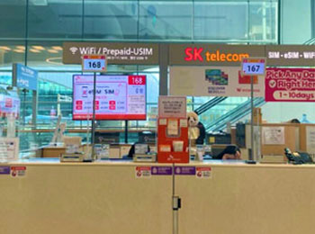 Photo of the Korea eSIM and USIM pickup counter at Incheon Airport Terminal 2